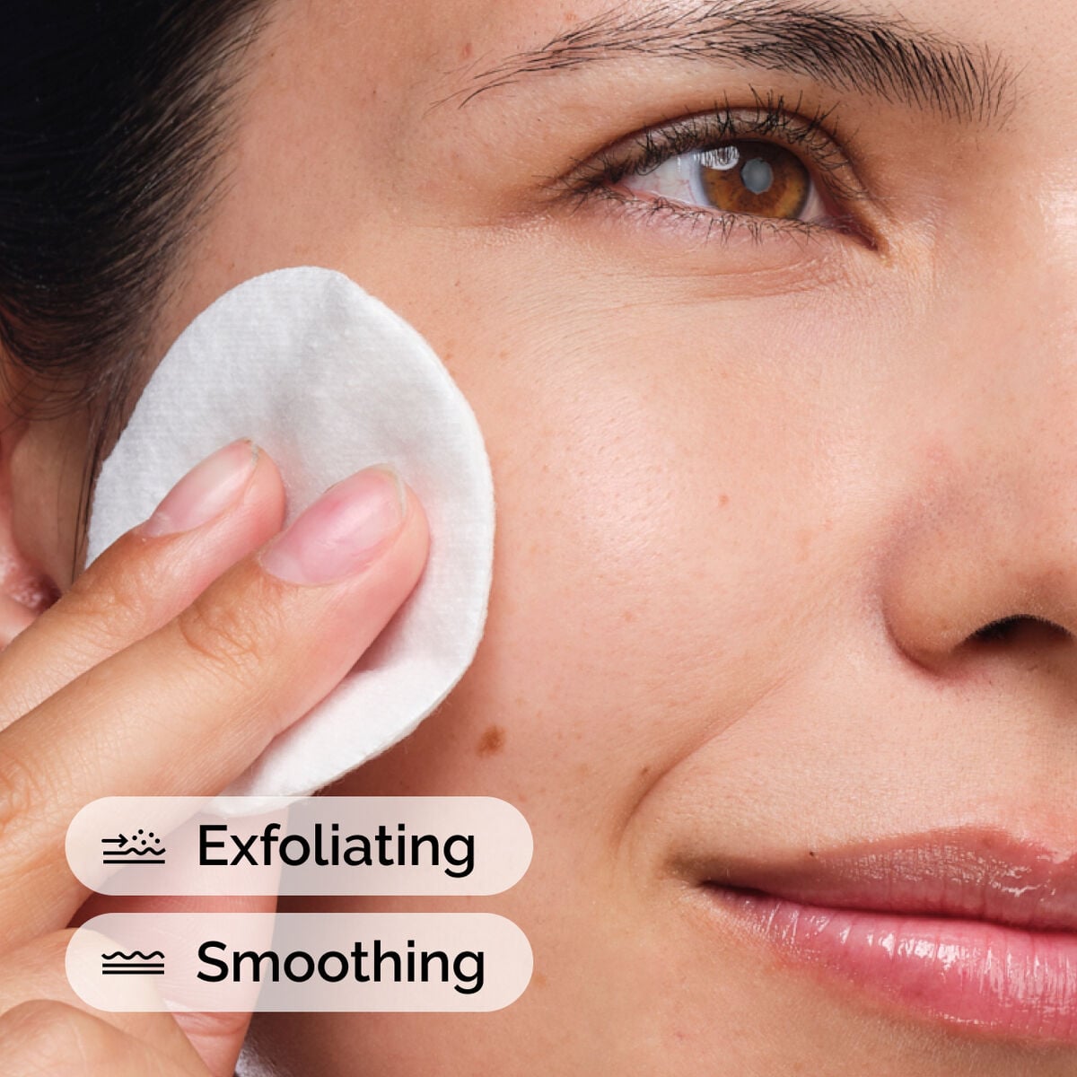 glycolic-acid-7-exfoliating-toner-k2 ord-glycolic-acid-exfoliating-toner-model-application-with-benefits.jpg